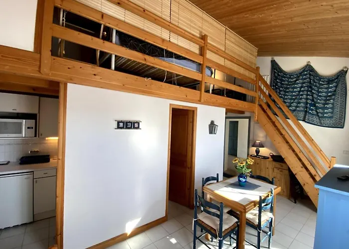 Ilattes - Entre Port Et * Saint-Martin-de-Ré